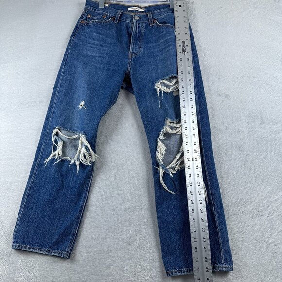 Levis Jeans Wedgie Straight Leg Distressed Mid-Rise Light Wash Size 29 - Picture 10 of 15